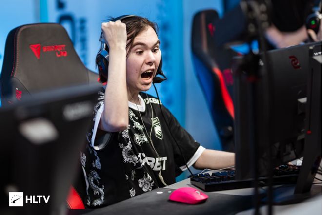 在转会操作 在转会操作