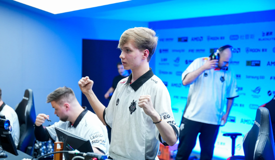 肋部空间 肋部空间